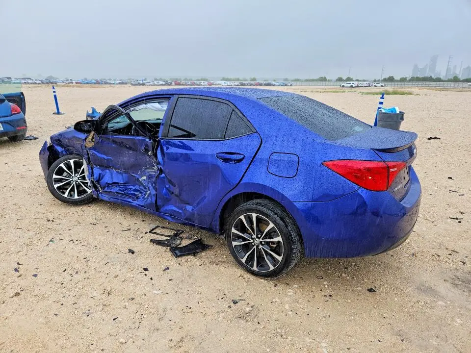 2019 TOYOTA COROLLA SE  