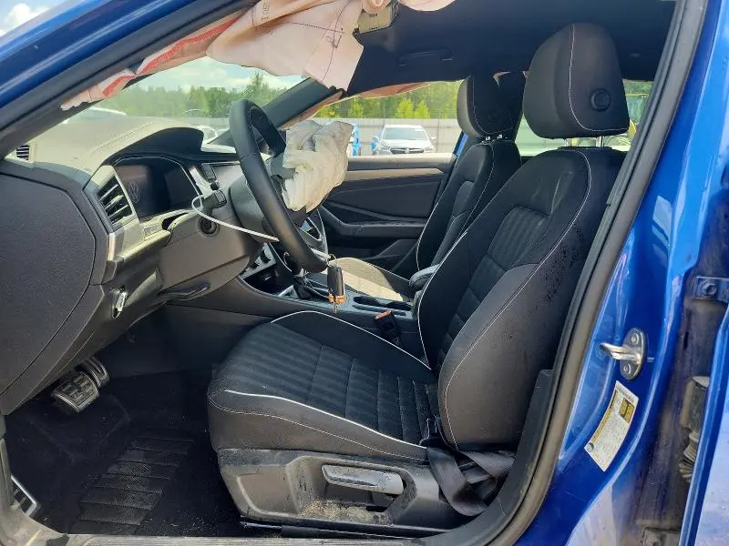 2023 VOLKSWAGEN JETTA SPORT  