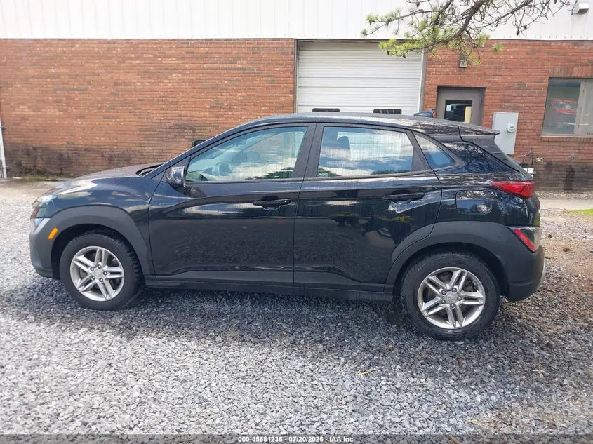 2023 HYUNDAI KONA SE