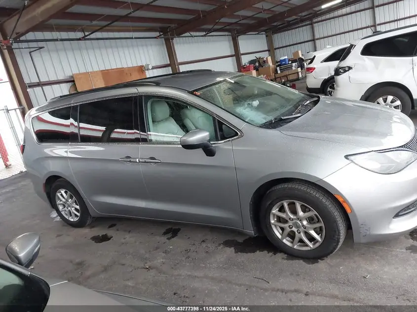 2021 CHRYSLER VOYAGER LXI