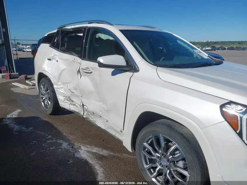 2023 GMC TERRAIN AWD DENALI