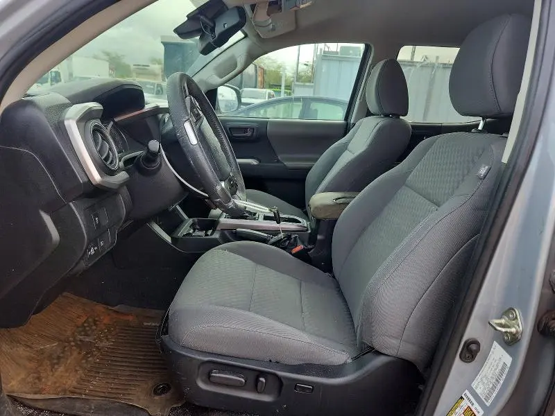 2021 TOYOTA TACOMA SR5 V6  