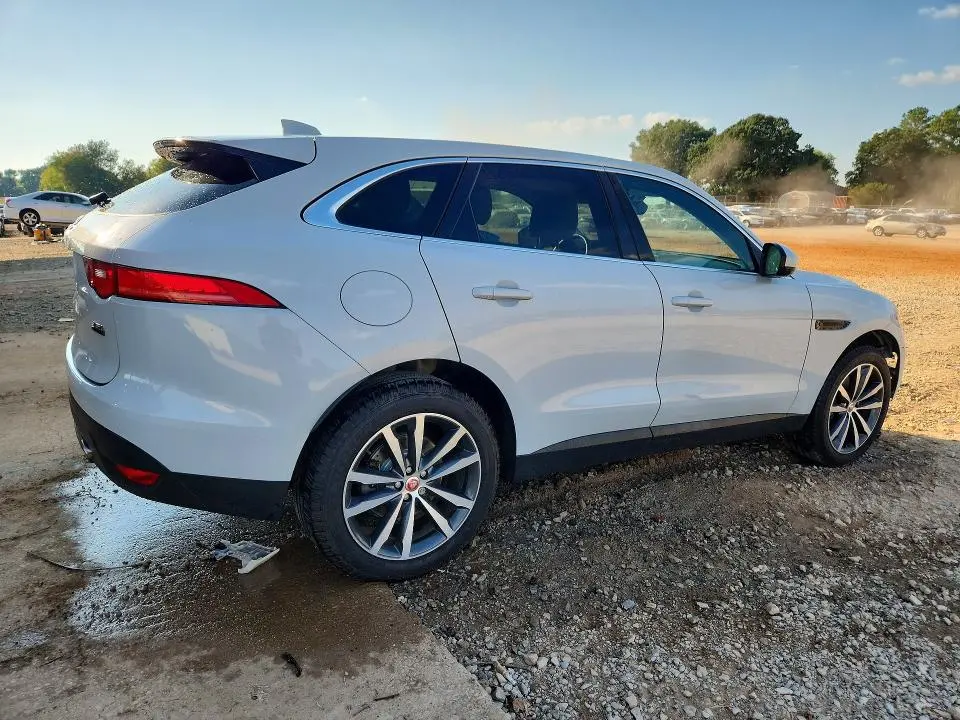 2017 JAGUAR F-PACE PRESTIGE  