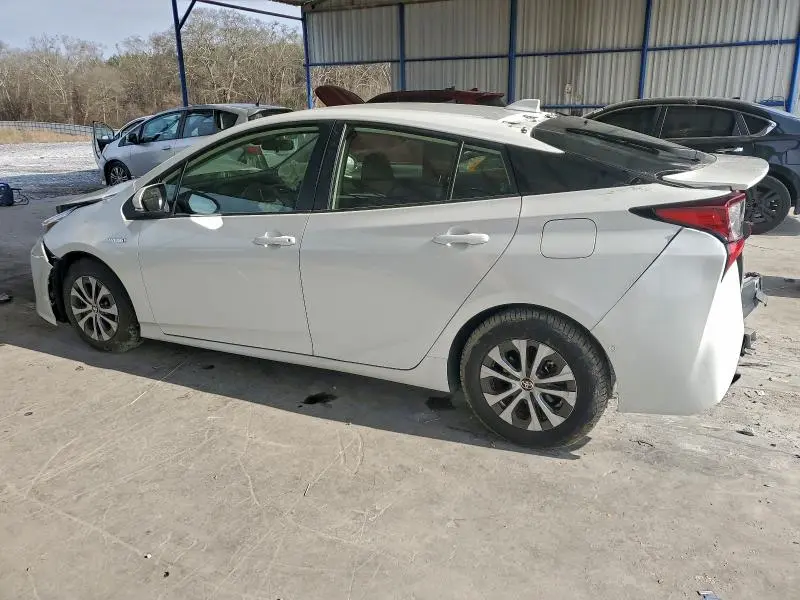2022 TOYOTA PRIUS LE  