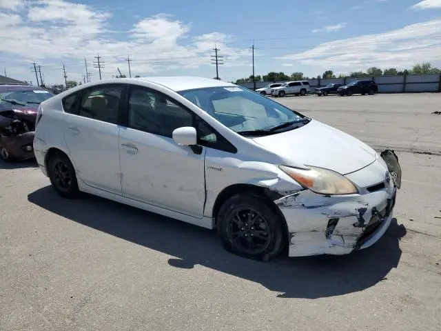 2013 TOYOTA PRIUS   