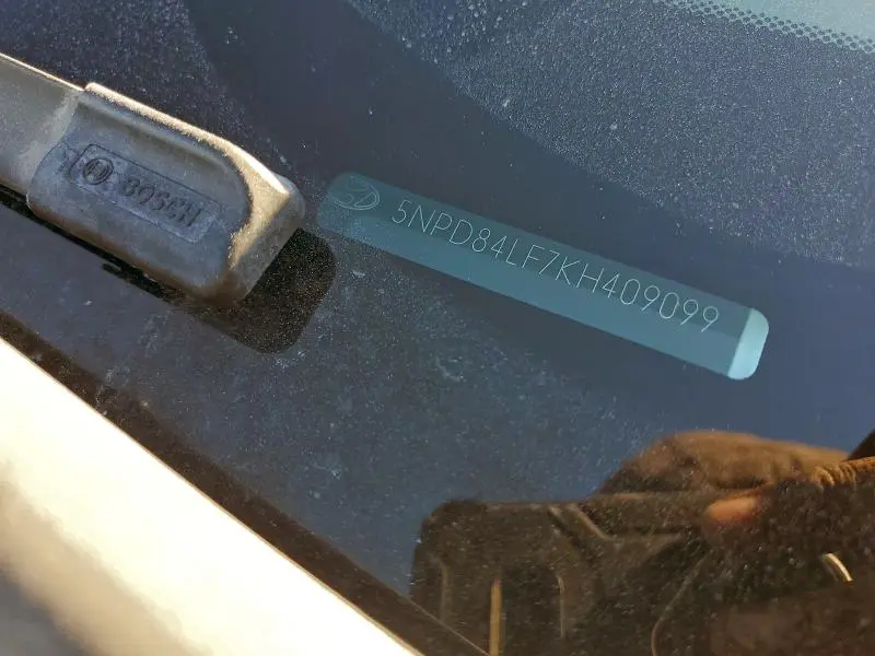 2019 HYUNDAI ELANTRA SEL  