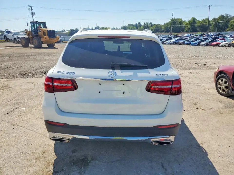 2019 MERCEDES-BENZ GLC 300 4MATIC  