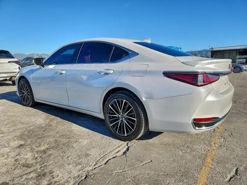 2025 LEXUS ES 300H BASE  