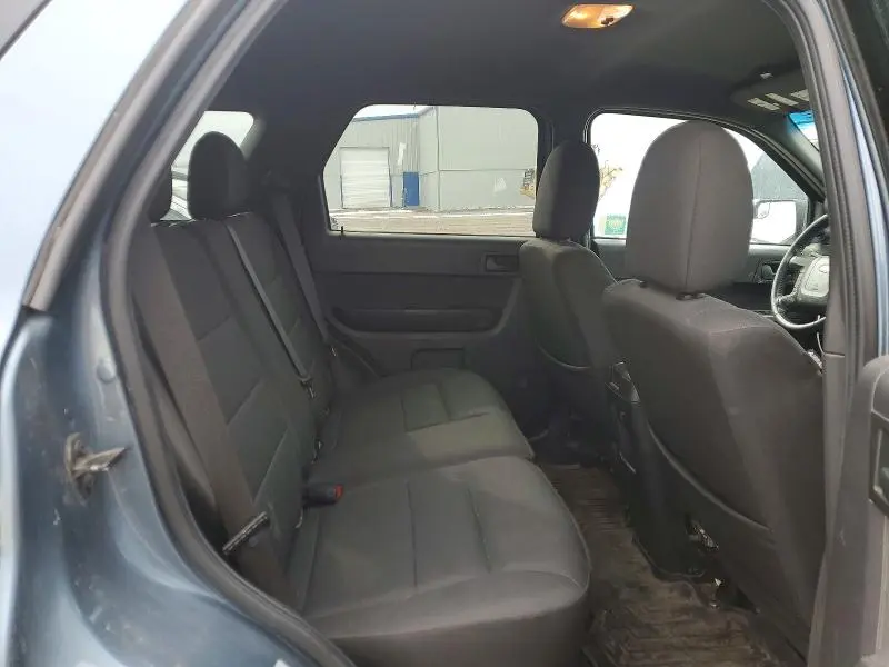 2011 FORD ESCAPE XLT  