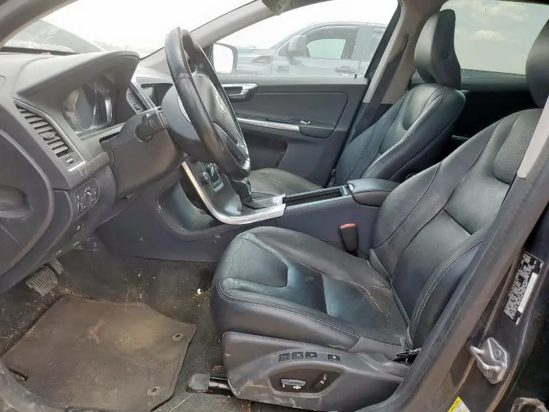 2015 VOLVO XC60 T5 PREMIER  