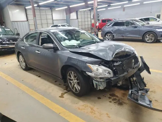 2011 NISSAN MAXIMA S  