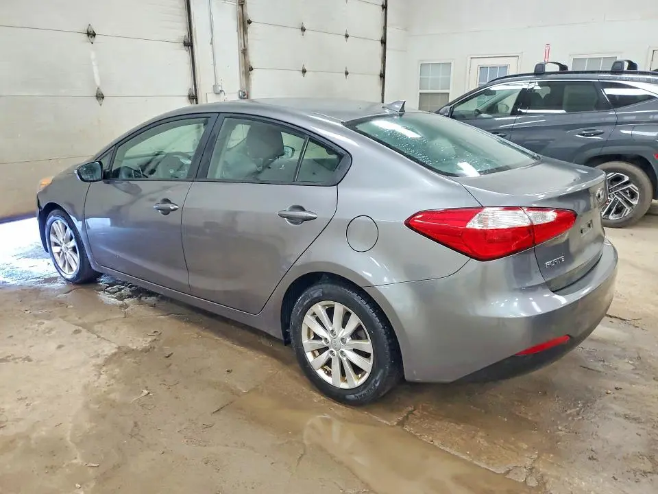 2016 KIA FORTE LX  