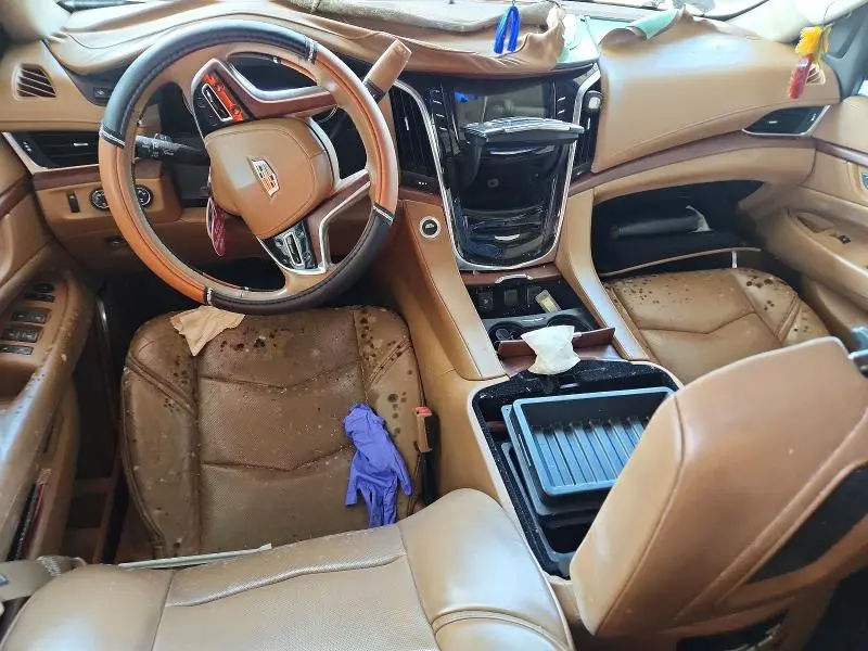 2016 CADILLAC ESCALADE   