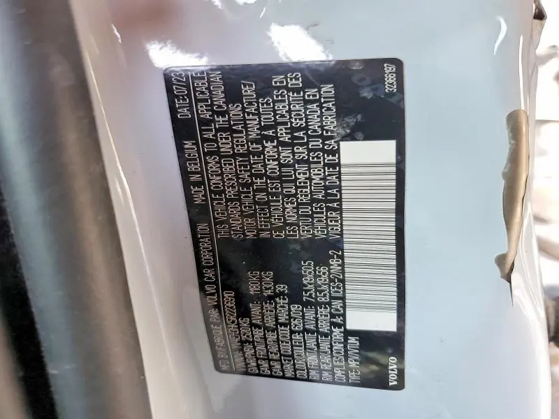 2024 VOLVO XC40 RECHARGE CORE  