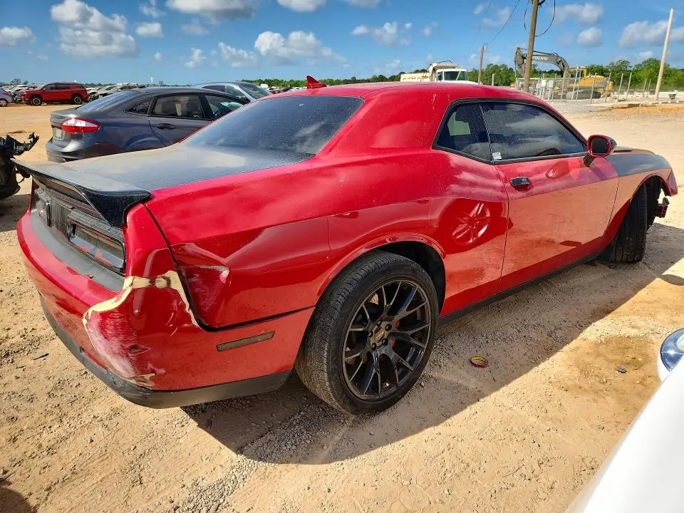 2015 DODGE CHALLENGER SRT 392  