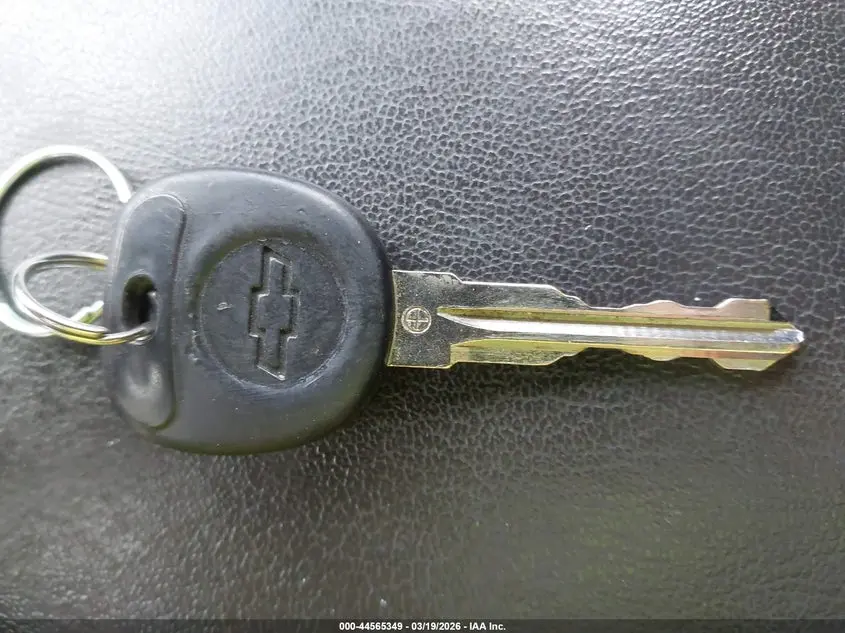 2010 CHEVROLET IMPALA LS