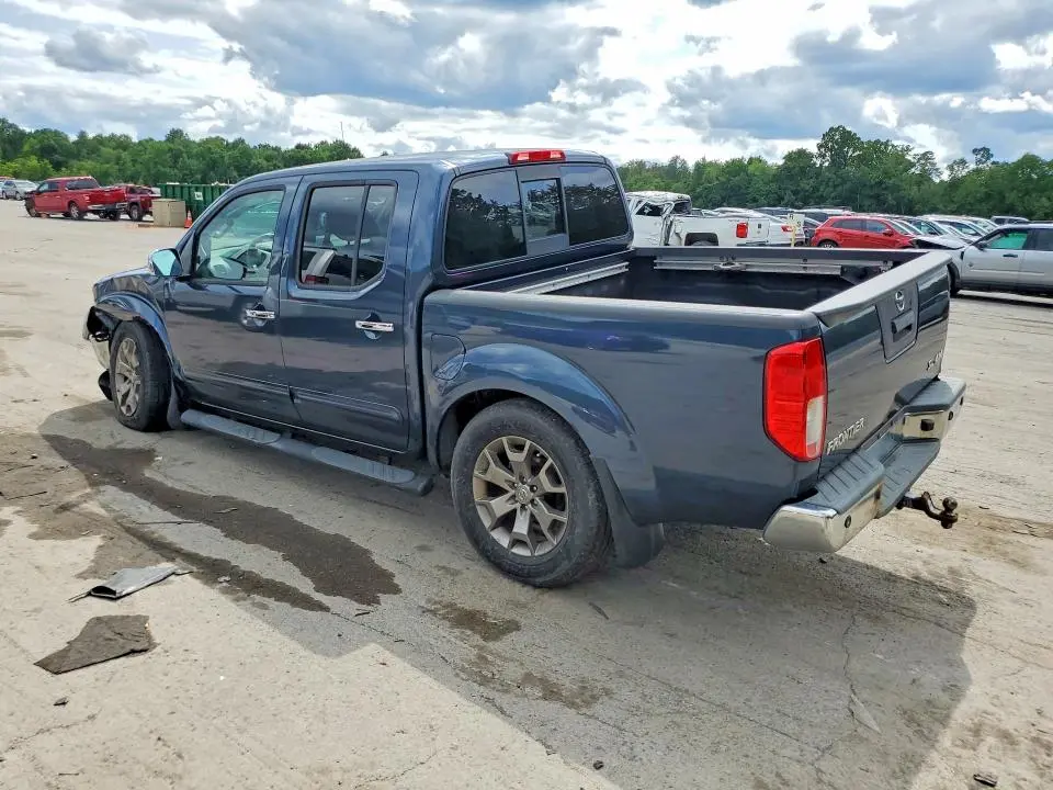 2016 NISSAN FRONTIER SL  