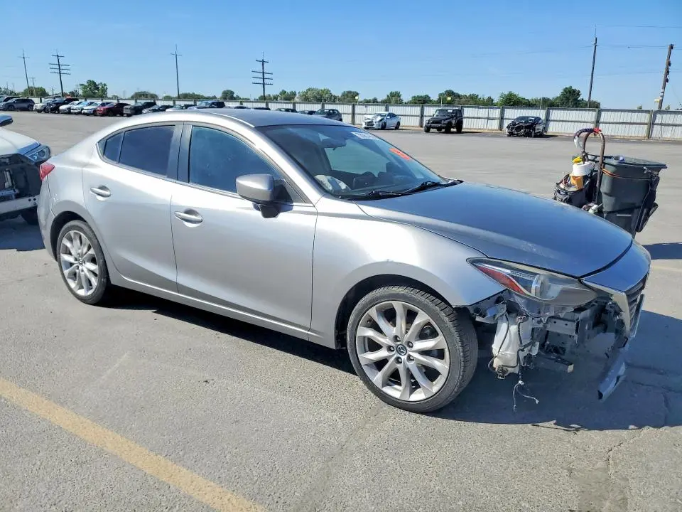 2014 MAZDA 3 TOURING  