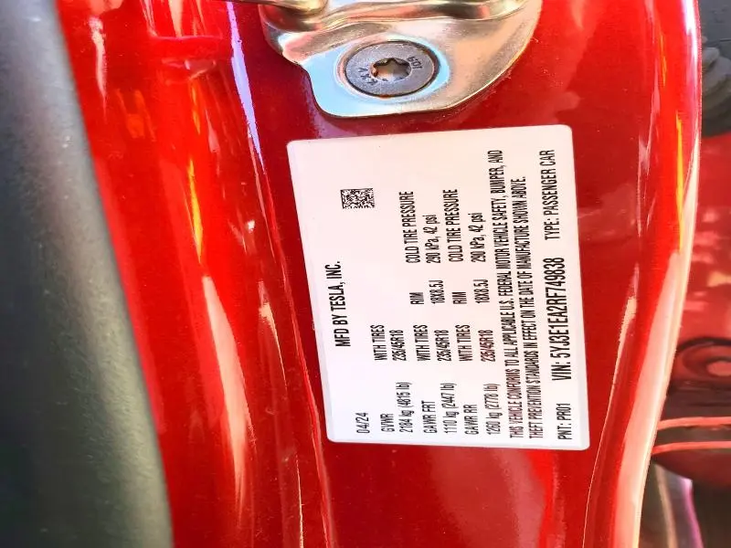 2024 TESLA MODEL 3   