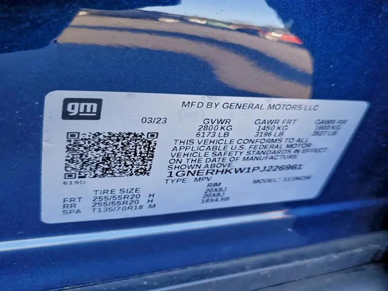 2023 CHEVROLET TRAVERSE LT  