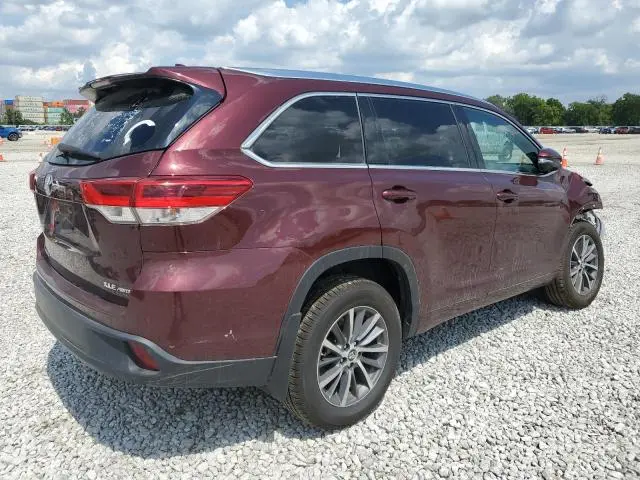 2018 TOYOTA HIGHLANDER SE  