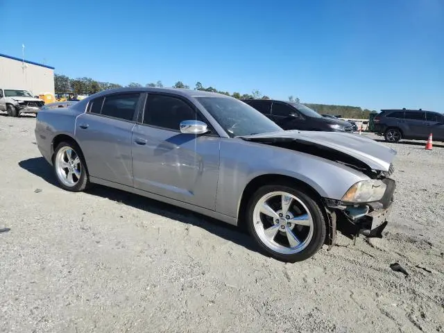 2011 DODGE CHARGER