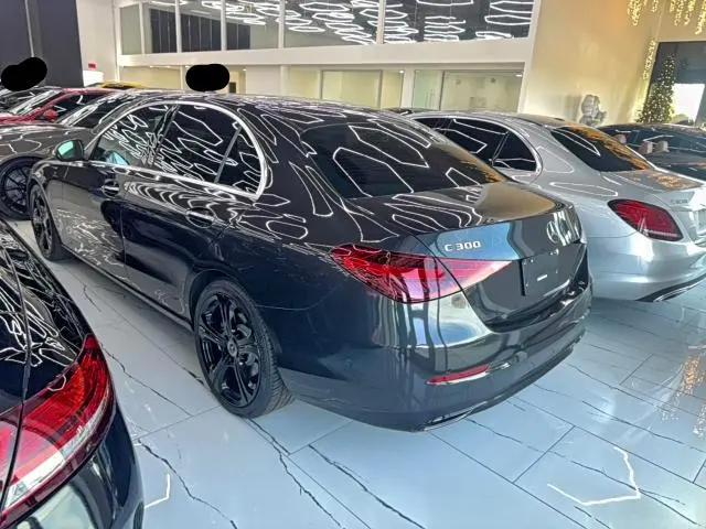 2023 MERCEDES-BENZ C 300  