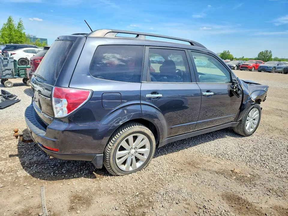 2012 SUBARU FORESTER LIMITED  