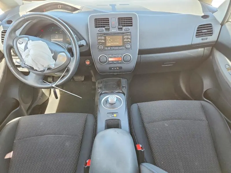2014 NISSAN LEAF S  