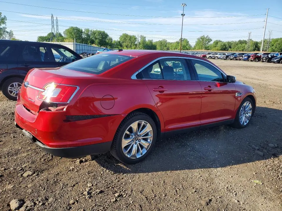 2010 FORD TAURUS LIMITED  