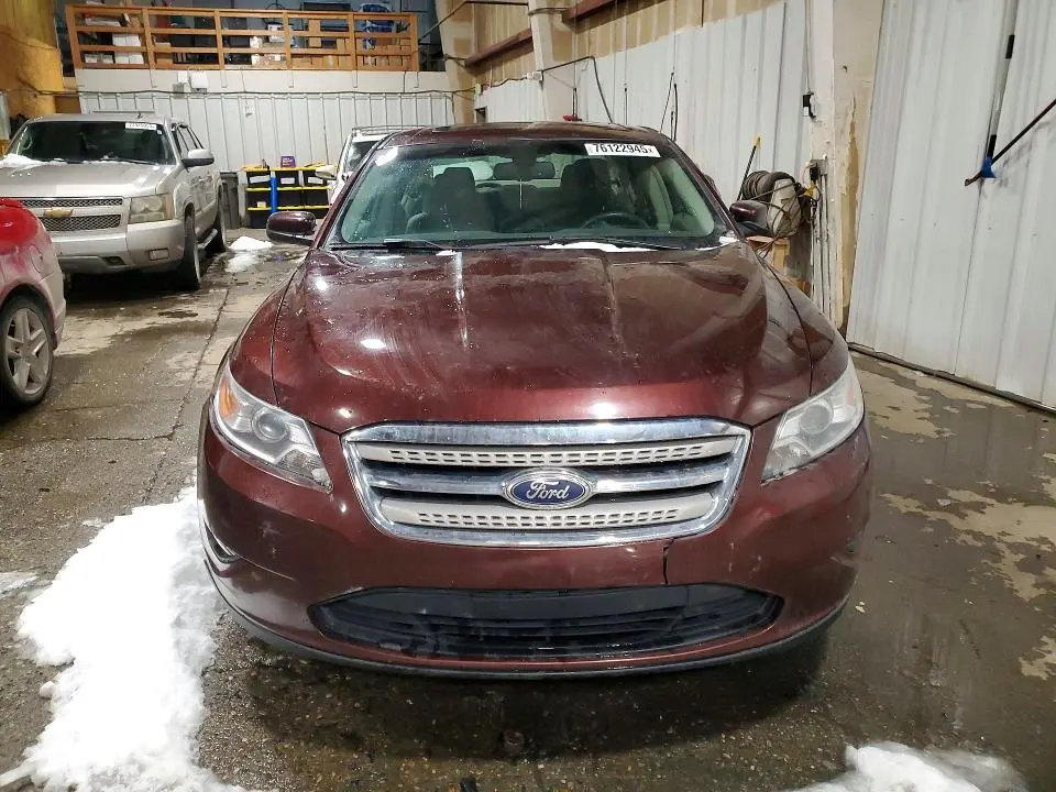 2010 FORD TAURUS SEL  