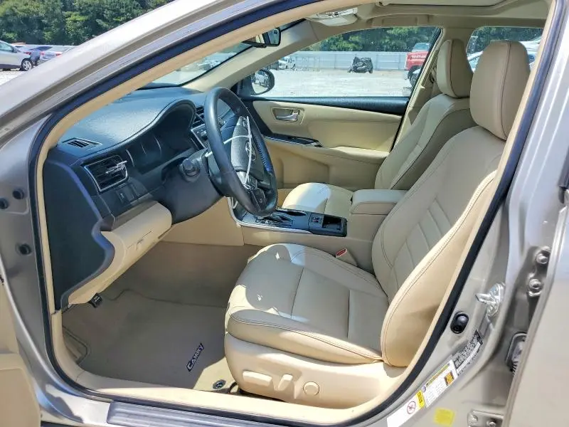 2015 TOYOTA CAMRY XLE V6  