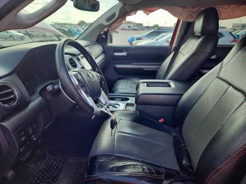 2018 TOYOTA TUNDRA SR5  