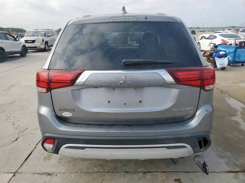 2019 MITSUBISHI OUTLANDER SE  