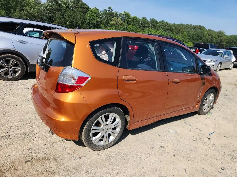 2011 HONDA FIT SPORT  