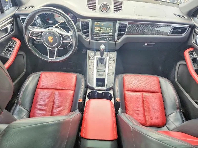2015 PORSCHE MACAN S  