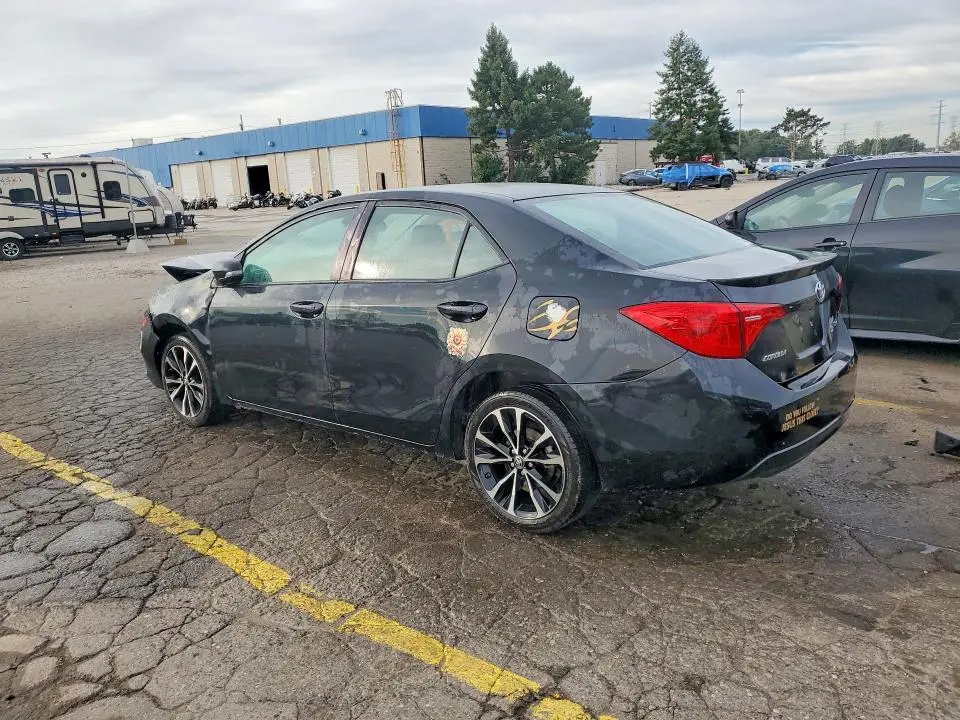 2017 TOYOTA COROLLA SE  