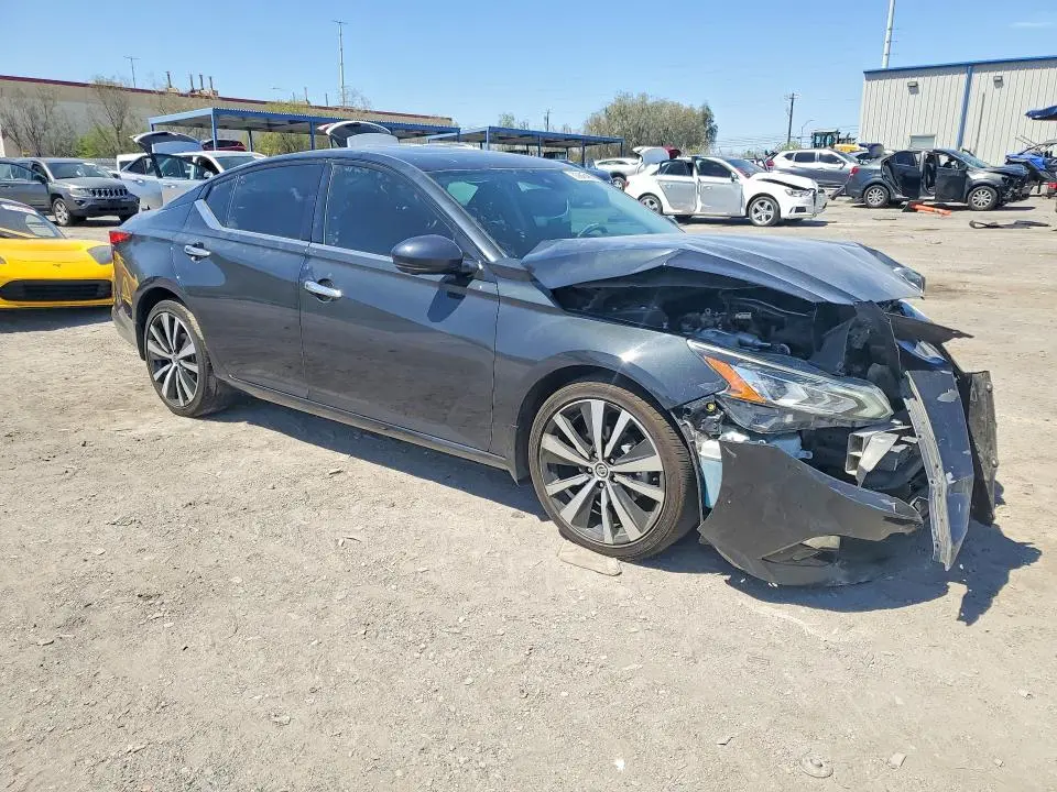 2021 NISSAN ALTIMA PLATINUM  