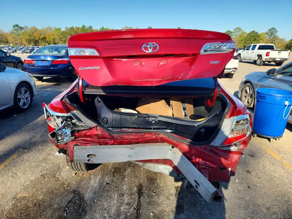 2013 TOYOTA CAMRY SE  