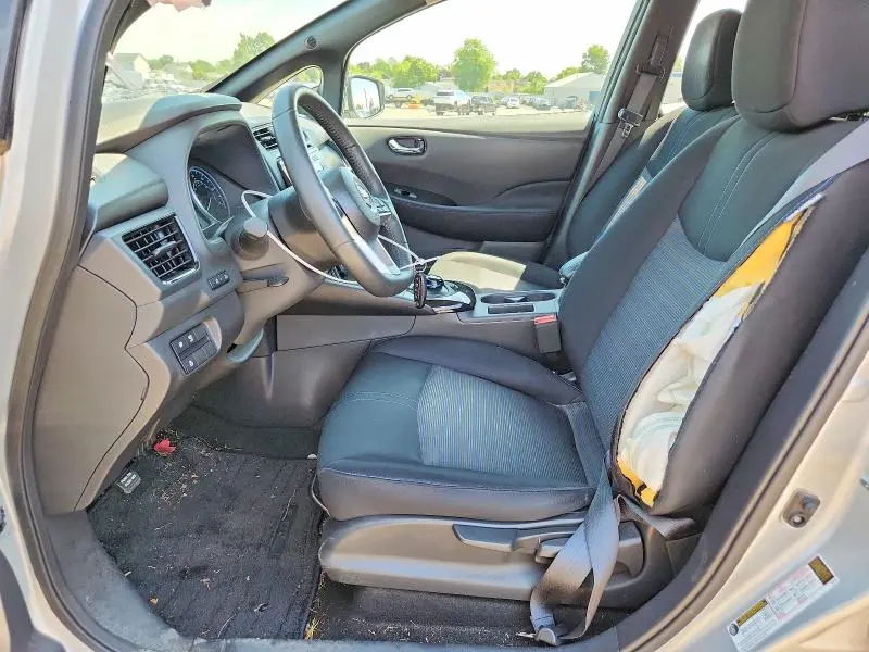 2018 NISSAN LEAF SV  