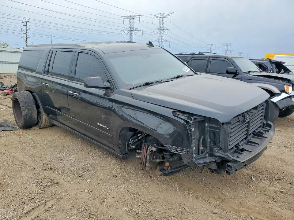 2018 GMC YUKON XL DENALI  