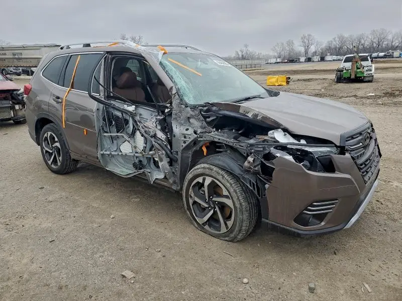 2022 SUBARU FORESTER TOURING  