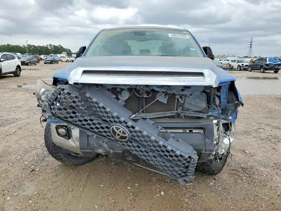 2020 TOYOTA TUNDRA CREWMAX SR5  