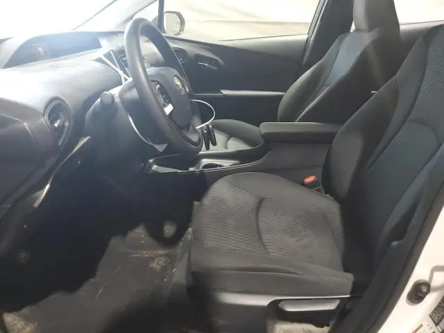 2016 TOYOTA PRIUS   