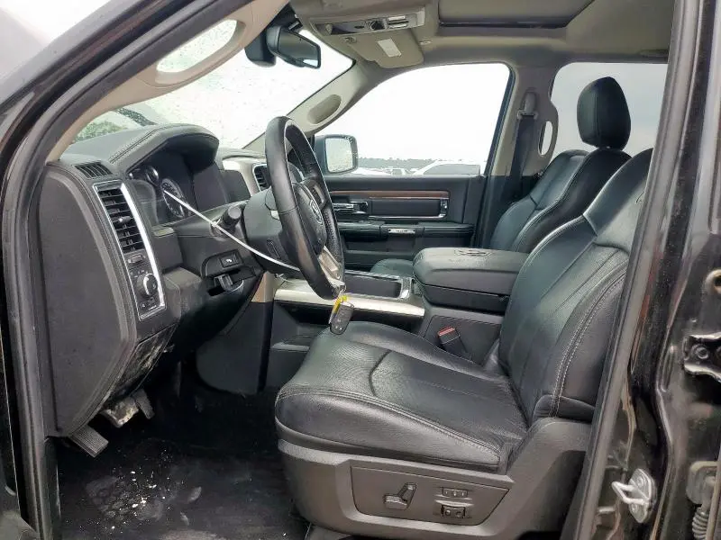 2018 RAM 1500 LARAMIE  