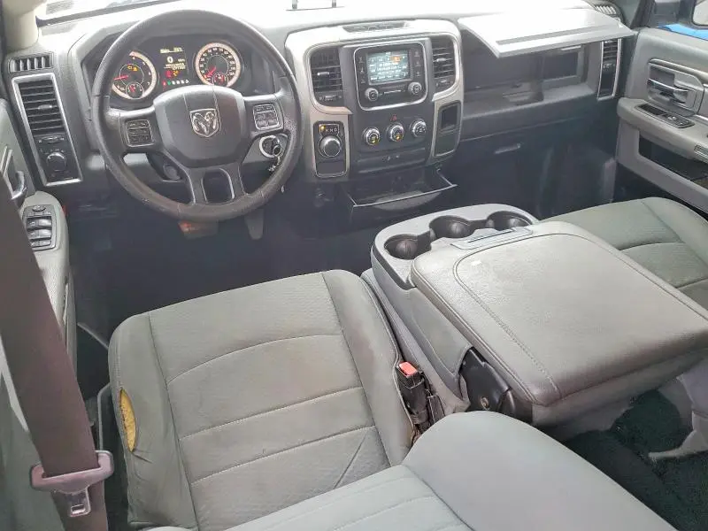 2017 RAM 1500 SLT  
