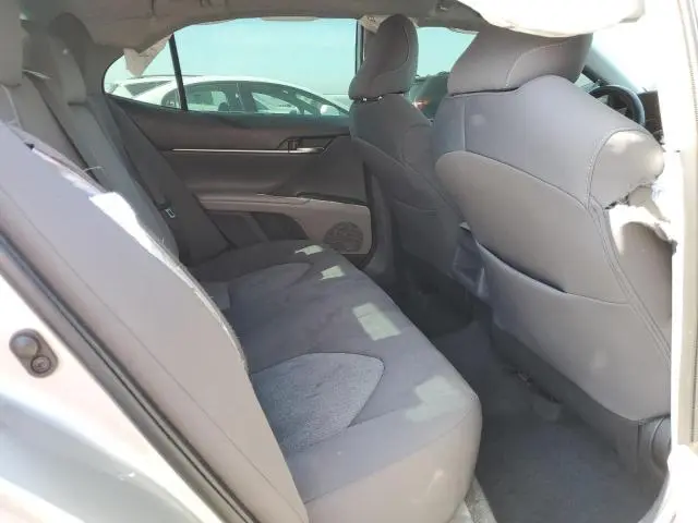 2022 TOYOTA CAMRY LE  