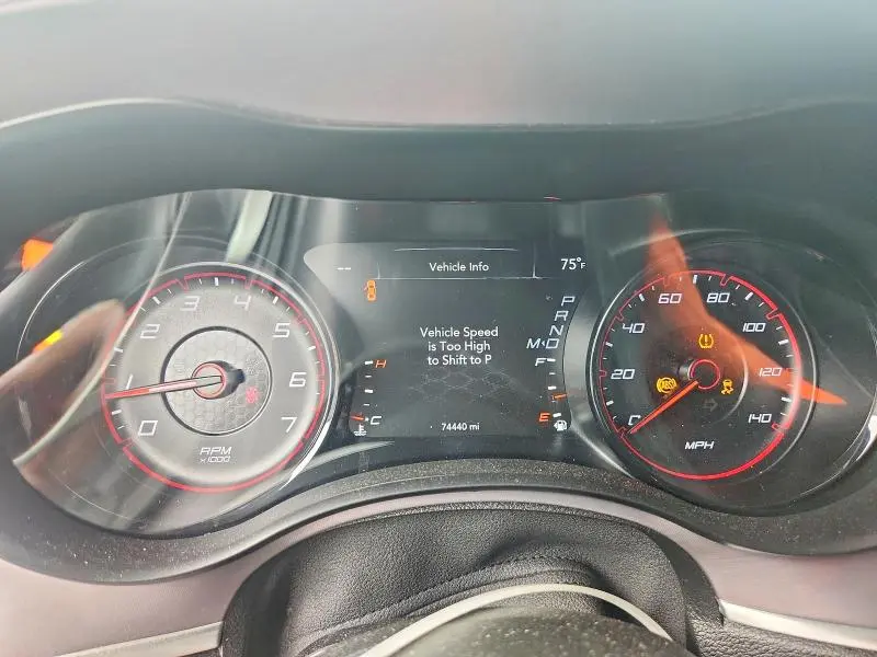 2019 DODGE CHARGER SXT  