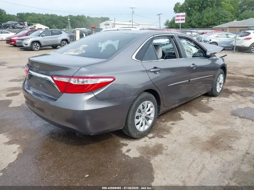 2016 TOYOTA CAMRY LE