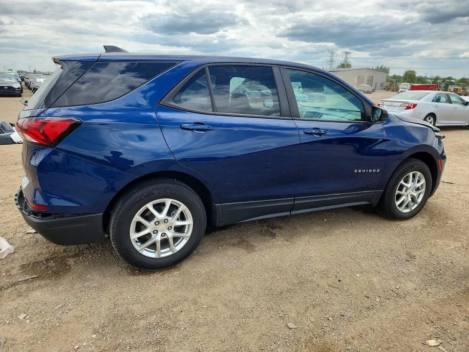 2022 CHEVROLET EQUINOX LS  